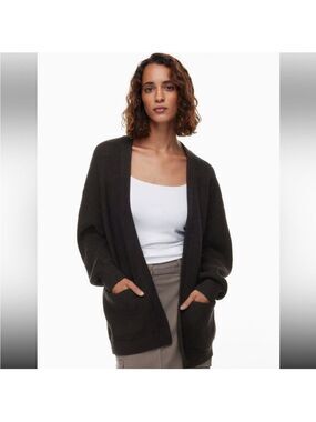 Wilfred Aritzia UNWIND Merino Wool Cardigan Sweater Black Size XXS